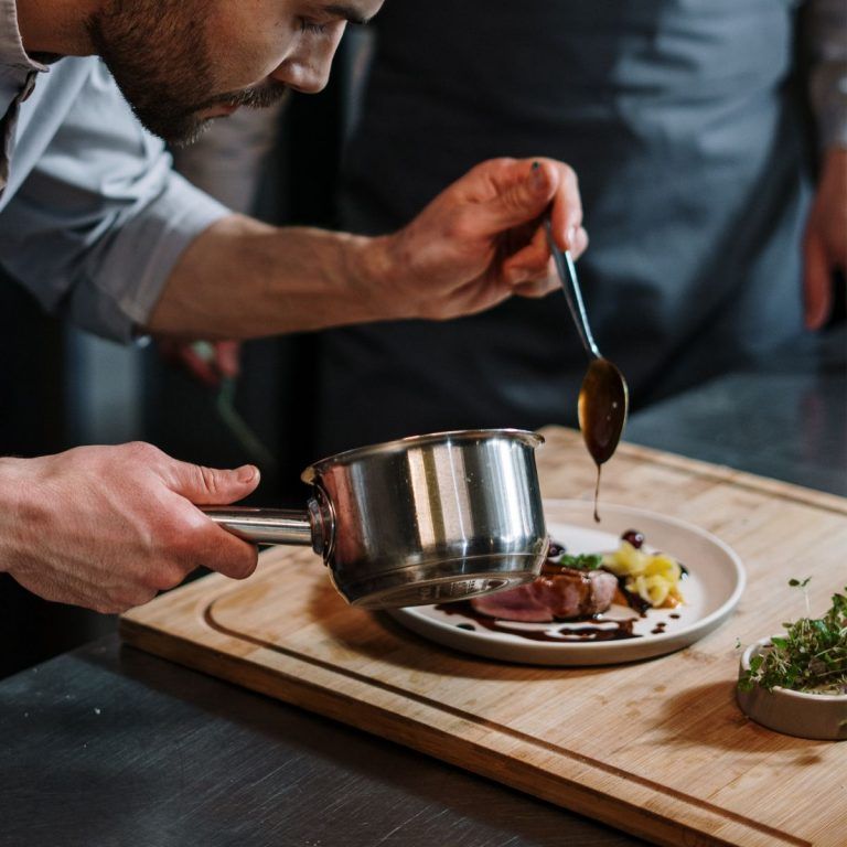 cocinero-quinta-gama-1